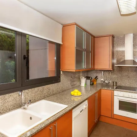 Lloret Garden By Interhome