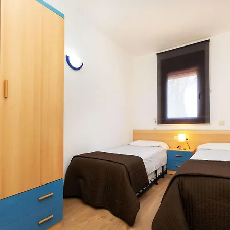 Apartment Lloret Garden By Interhome Lloret de Mar