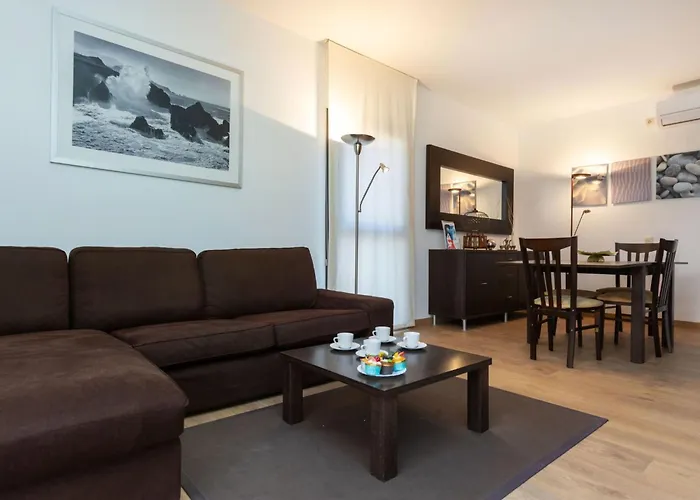 Apartment Lloret Garden By Interhome *